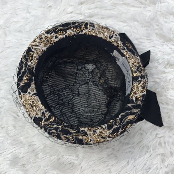 Vintage Roberta Bernay’s Veiled Gold Black Pillbox - Picture 6 of 10